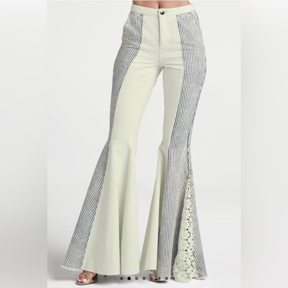 Trendy Flared Pants - Picture 16 of 16